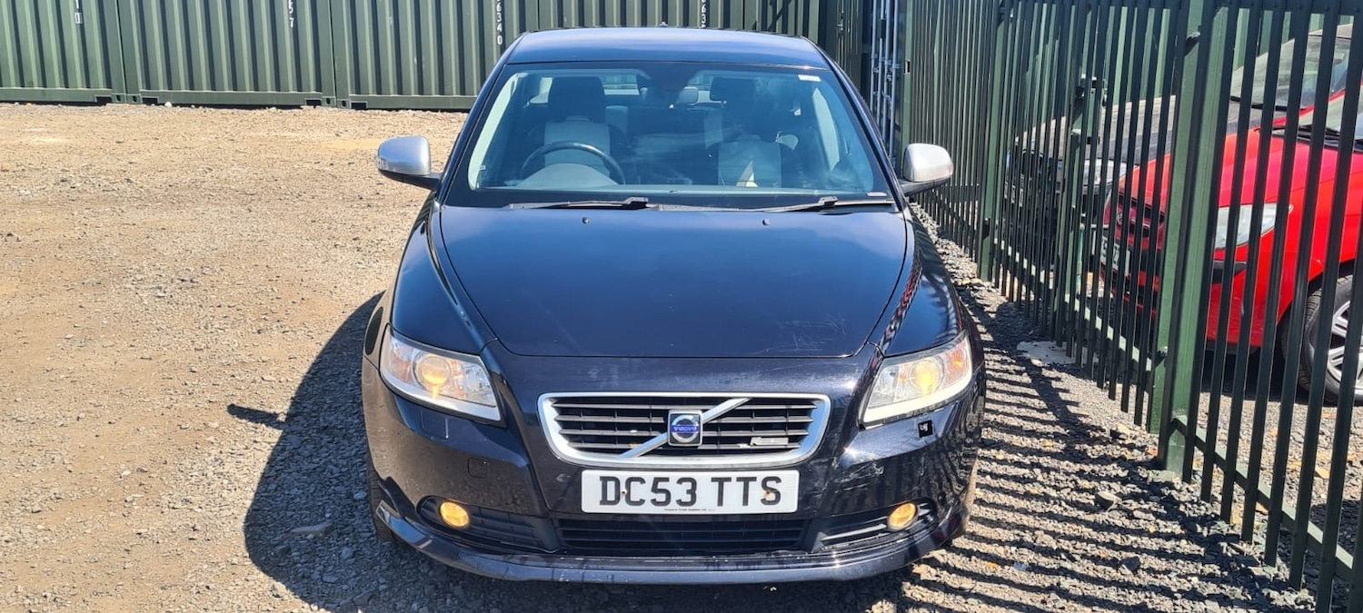 Used Volvo S40 2010 for sale - 76437953: Photo 1