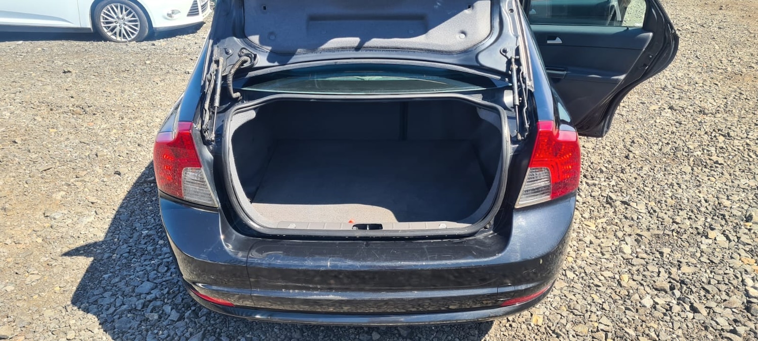 Used Volvo S40 2010 for sale - 76437953: Photo 3