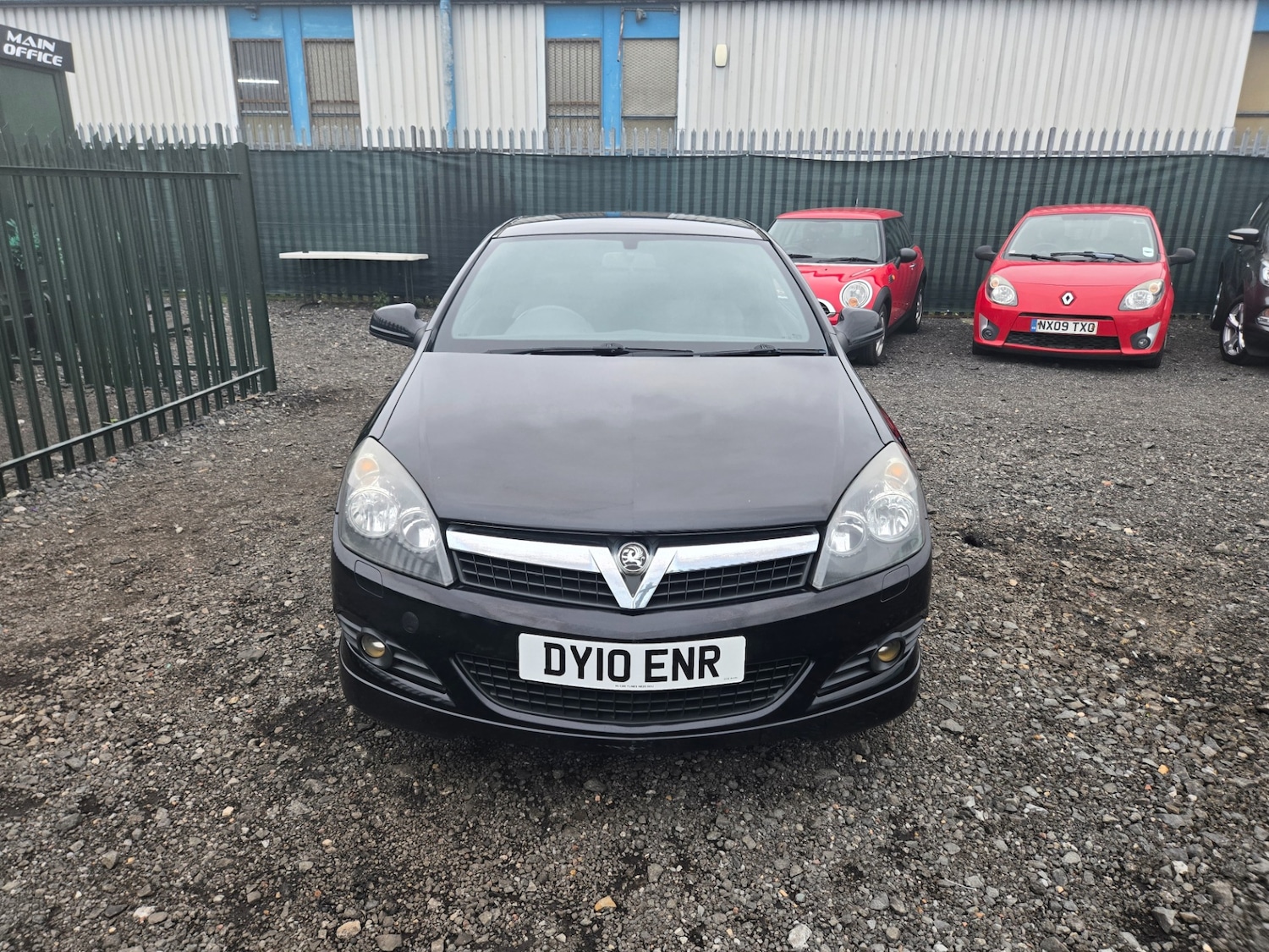 Used Vauxhall Astra 2010 for sale - 76363123: Photo 2