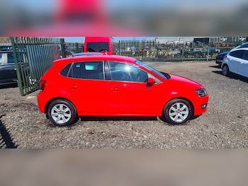 Used Volkswagen Polo 2014 for sale - 75996677: Photo