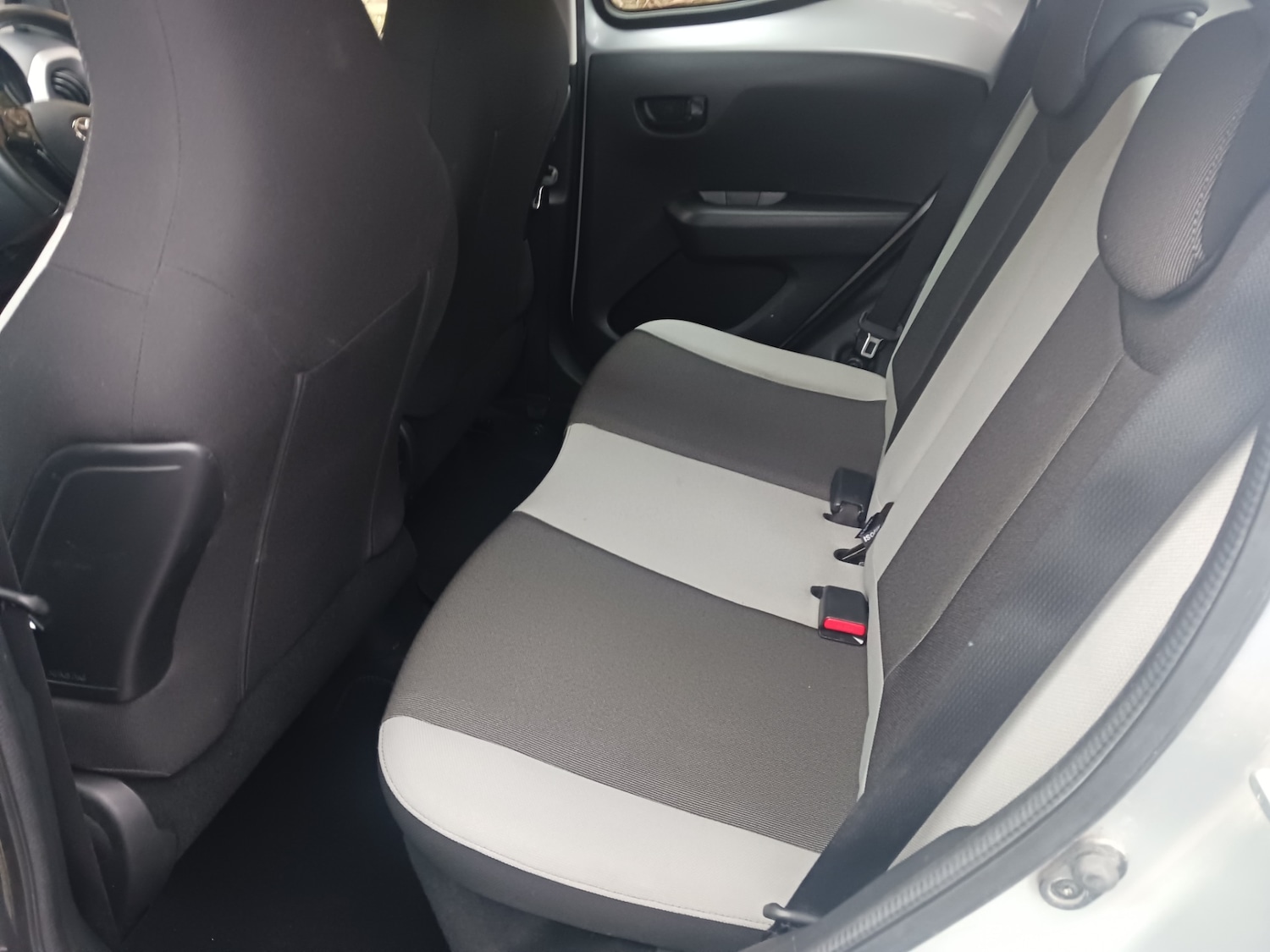 Used Toyota AYGO 2015 for sale - 77494955: Photo 14