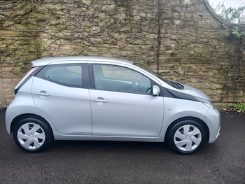 Used Toyota AYGO 2015 for sale - 77494955: Photo