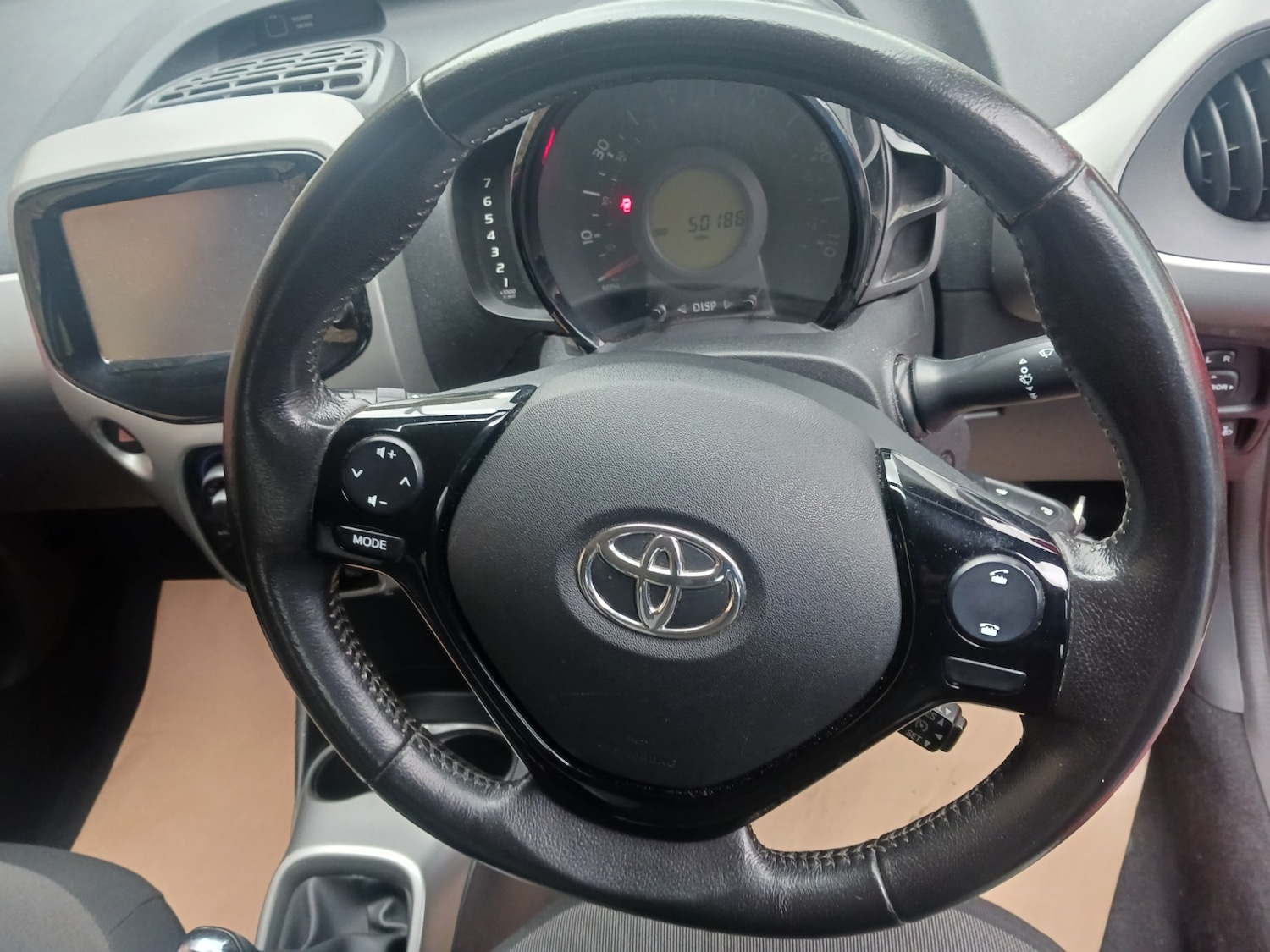 Used Toyota AYGO 2016 for sale - 77368011: Photo 14