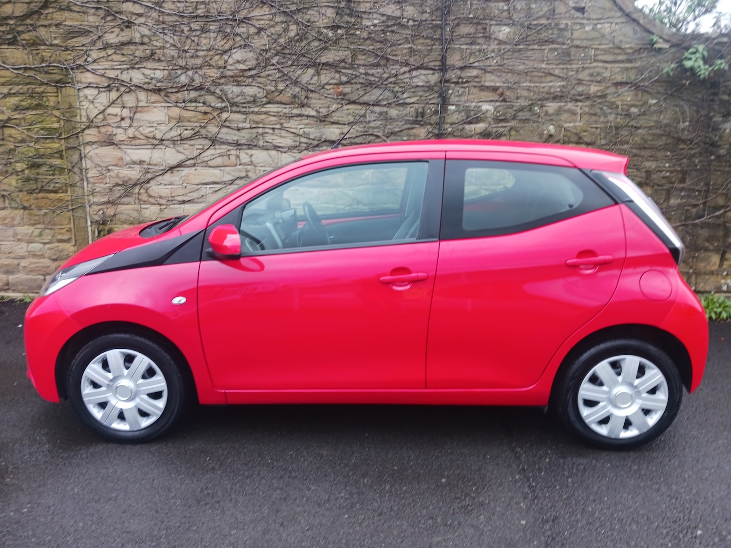 Used Toyota AYGO 2016 for sale - 77368011: Photo 6