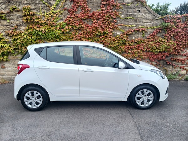 Used Hyundai i10 2016 for sale - 75275000: Photo 2