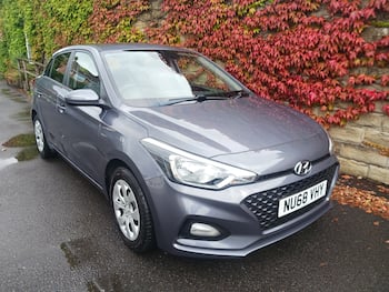 Used Hyundai i20 2018 for sale - 79668155: Photo