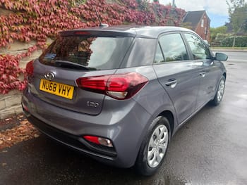 Used Hyundai i20 2018 for sale - 79668155: Photo