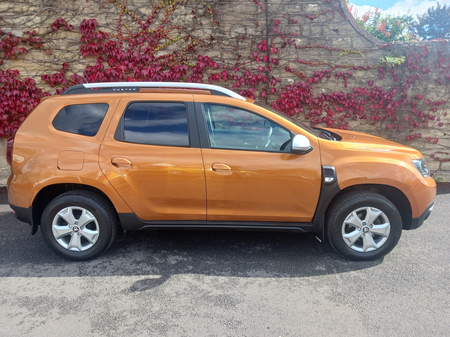 Used Dacia Duster 2018 for sale - 76921969: Photo 2