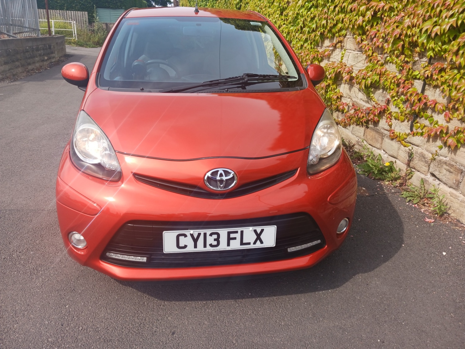 Used Toyota AYGO 2013 for sale - 76921964: Photo 3