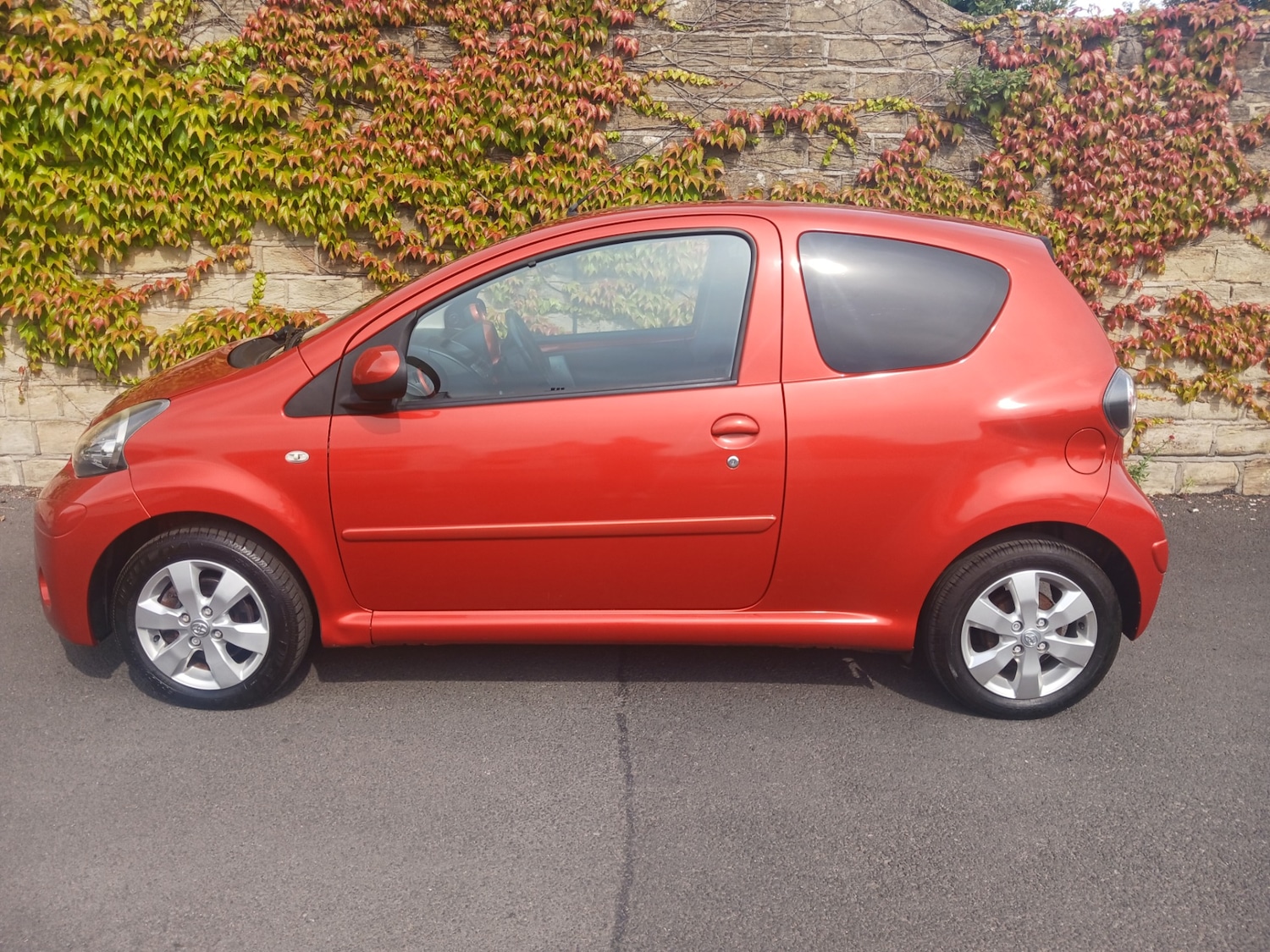 Used Toyota AYGO 2013 for sale - 76921964: Photo 5