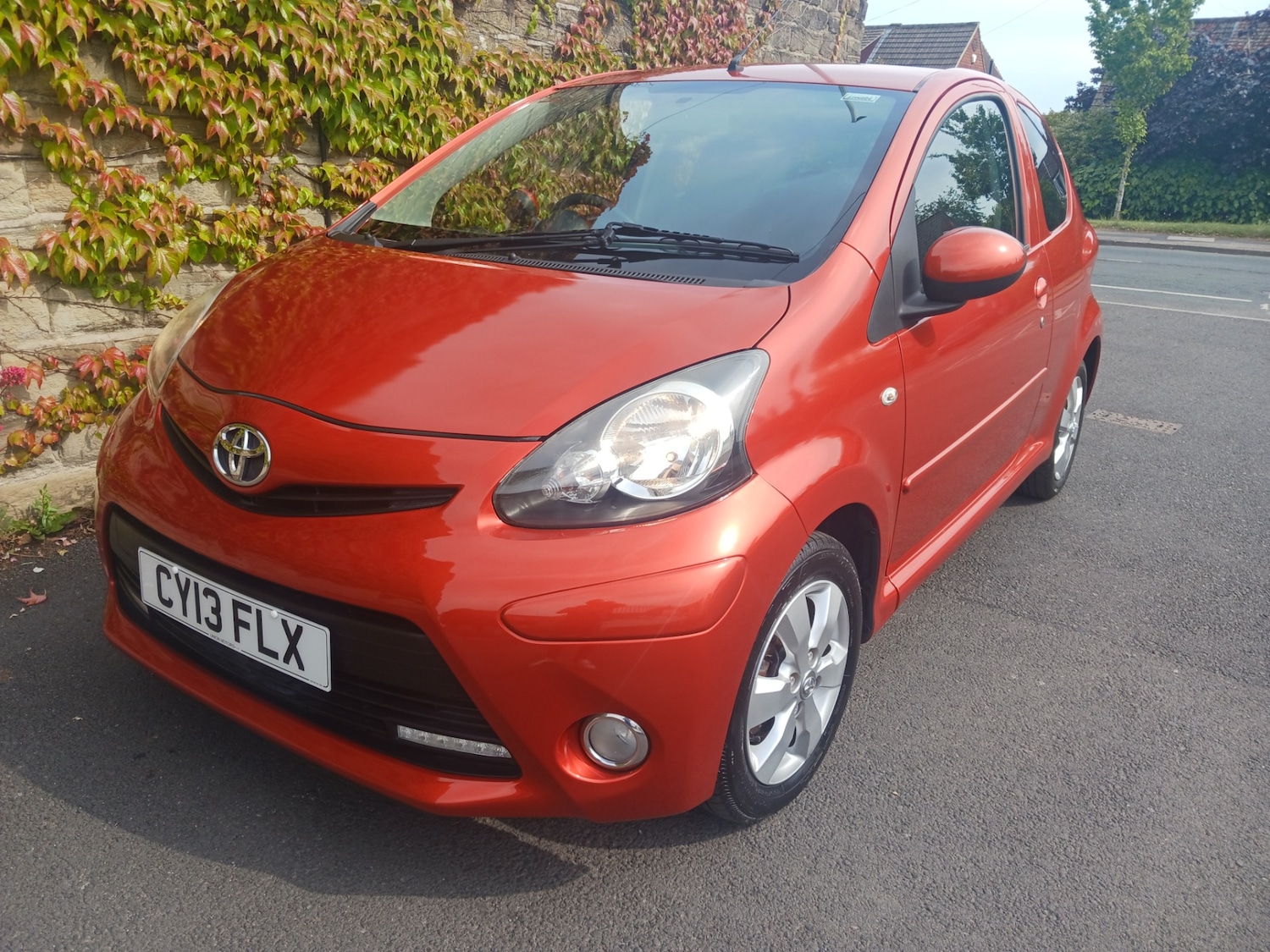 Used Toyota AYGO 2013 for sale - 76921964: Photo 6