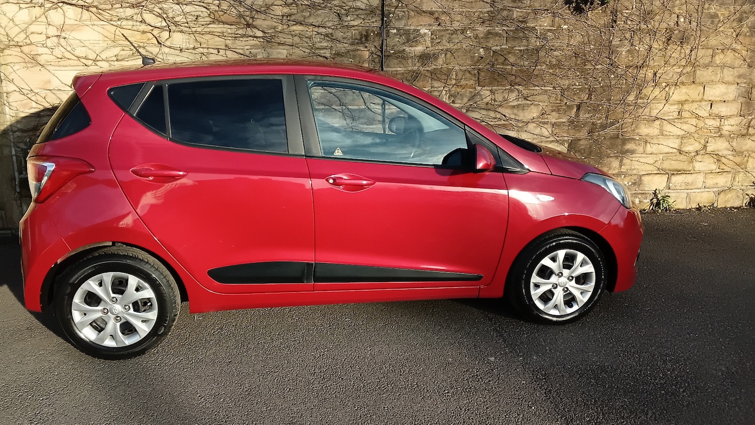 Used Hyundai i10 2016 for sale - 77655731: Photo 2