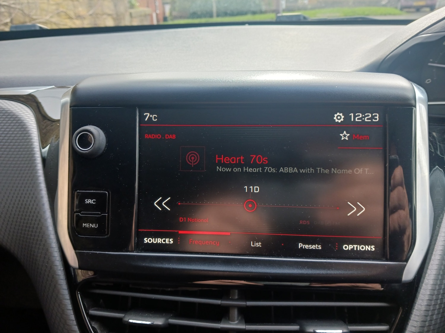 Used Peugeot 208 2017 for sale - 77873698: Photo 8