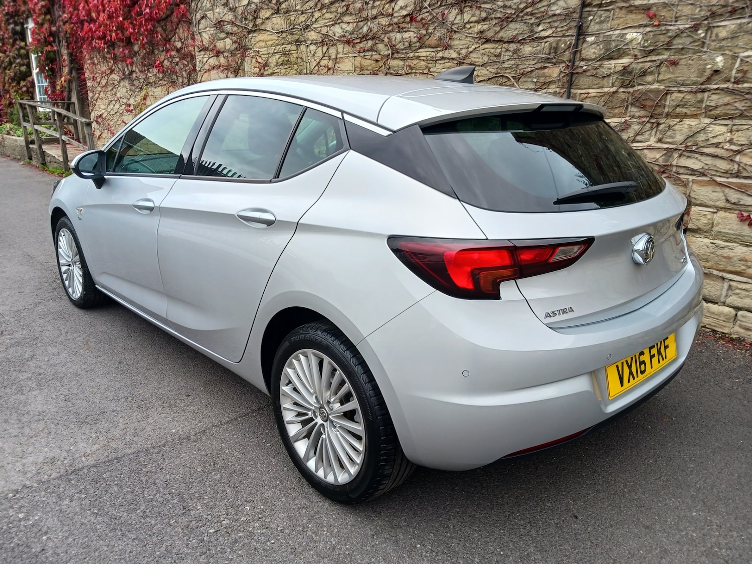 Used Vauxhall Astra 2016 for sale - 76196740: Photo 5