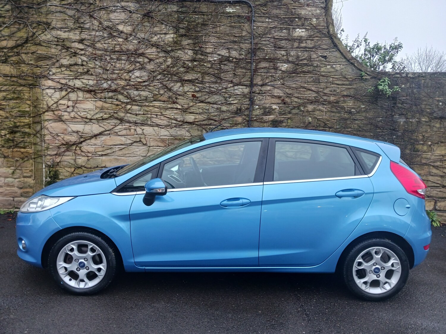 Used Ford Fiesta 2012 for sale - 77520477: Photo 6