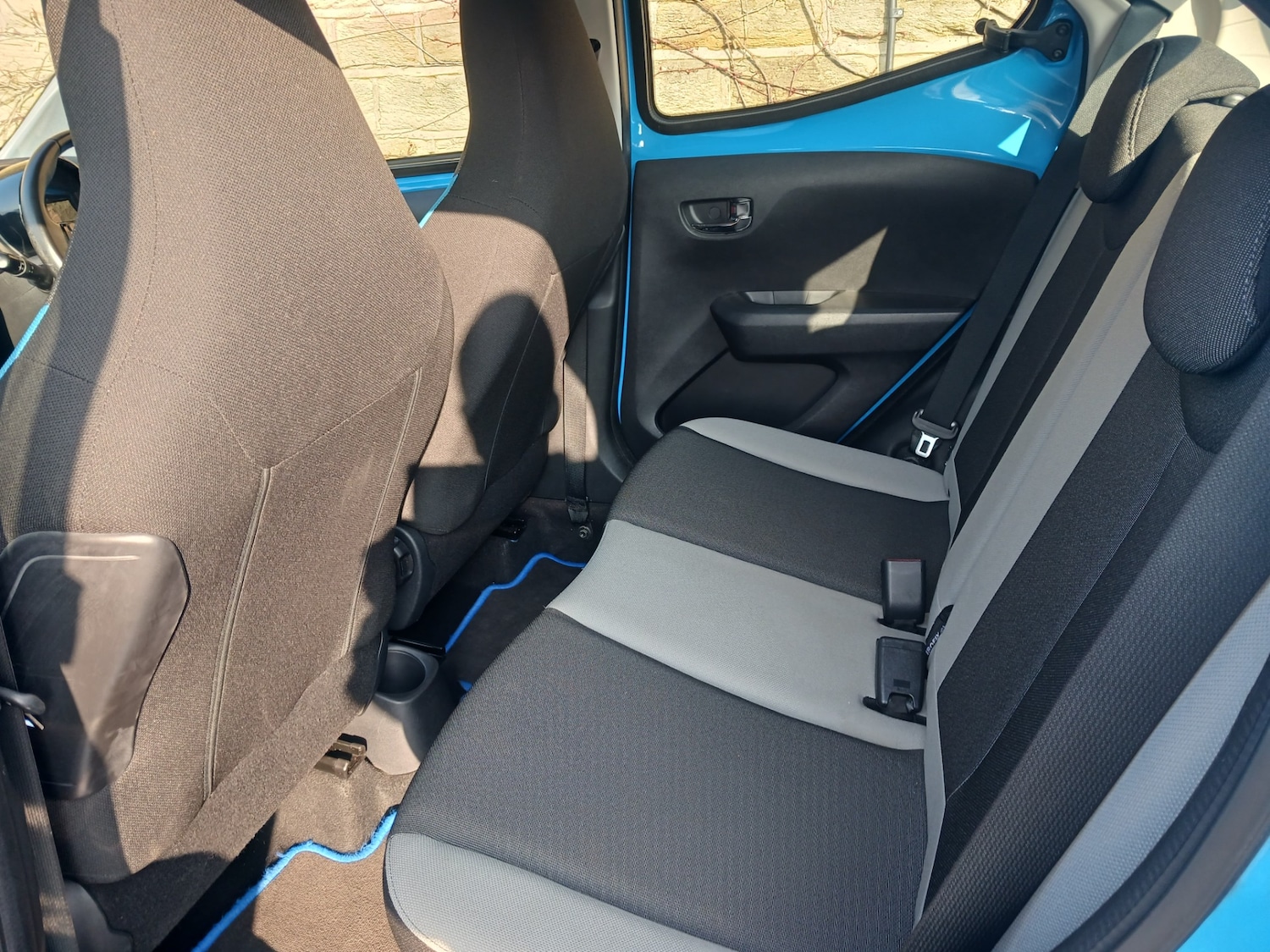 Used Toyota AYGO 2015 for sale - 77988882: Photo 15