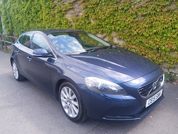 Used Volvo V40 2015 for sale - 79008326: Photo