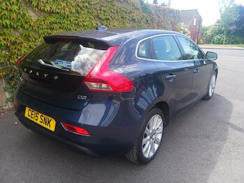 Used Volvo V40 2015 for sale - 79008326: Photo