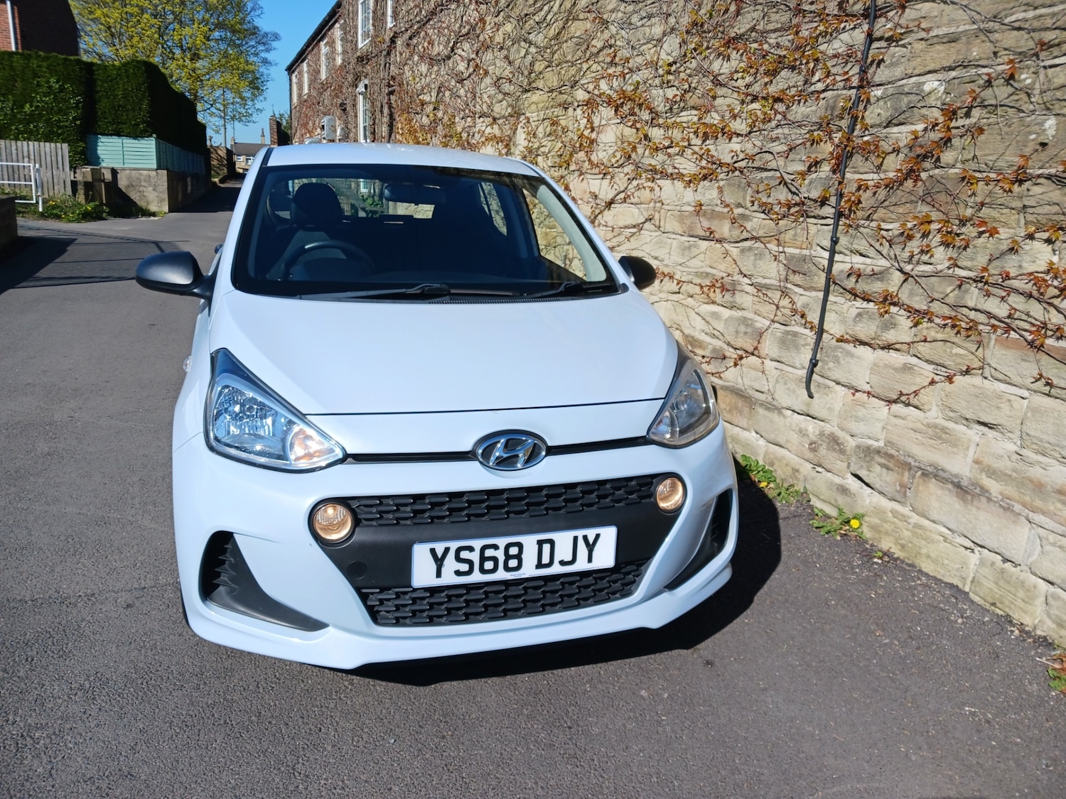 Used Hyundai i10 2018 for sale - 76921990: Photo 8