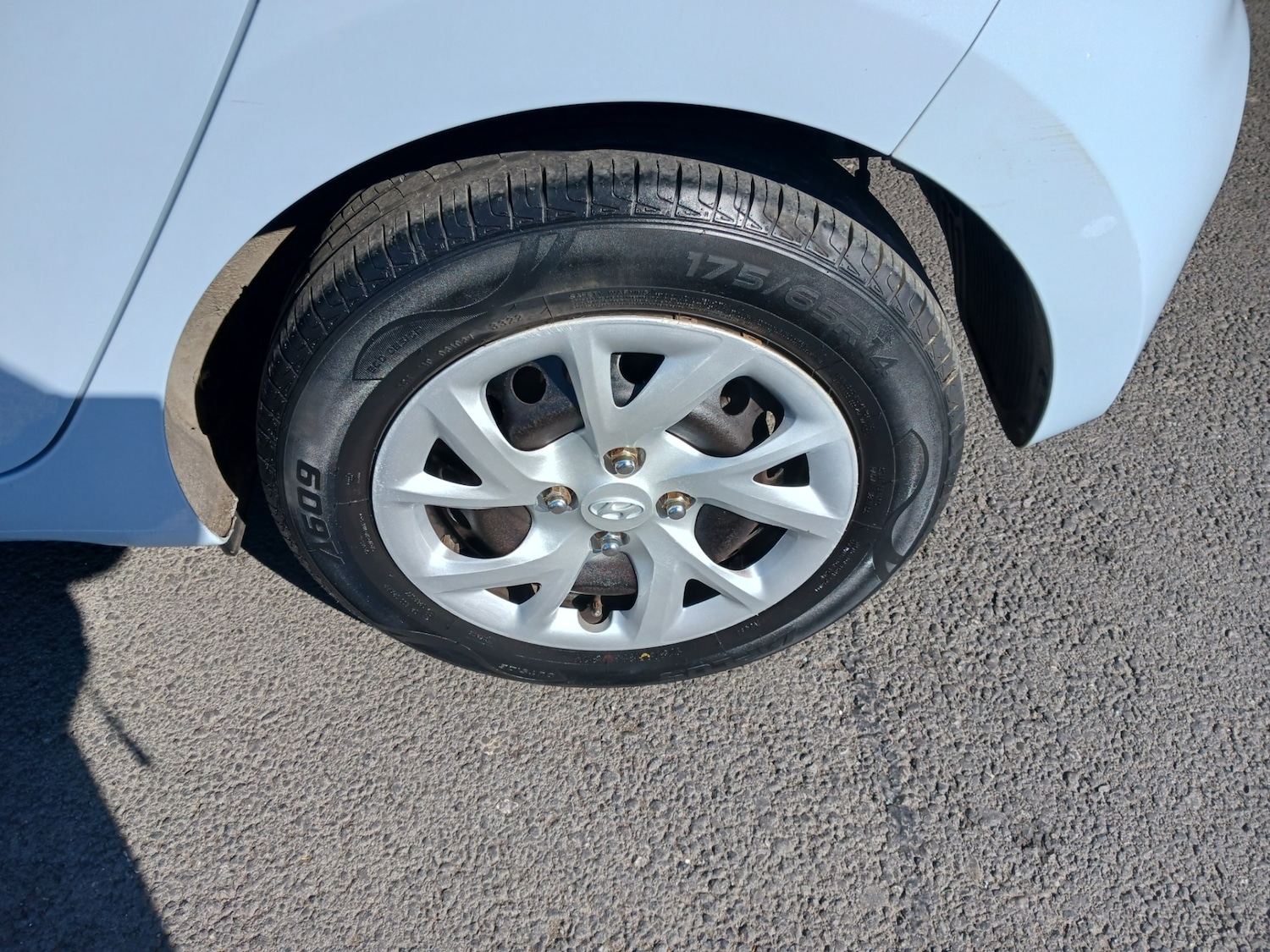 Used Hyundai i10 2018 for sale - 77328995: Photo 17