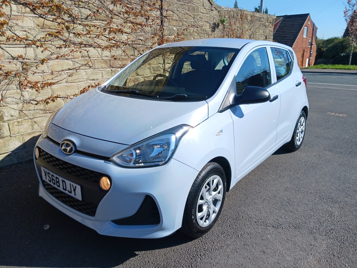 Used Hyundai i10 2018 for sale - 77328995: Photo 7