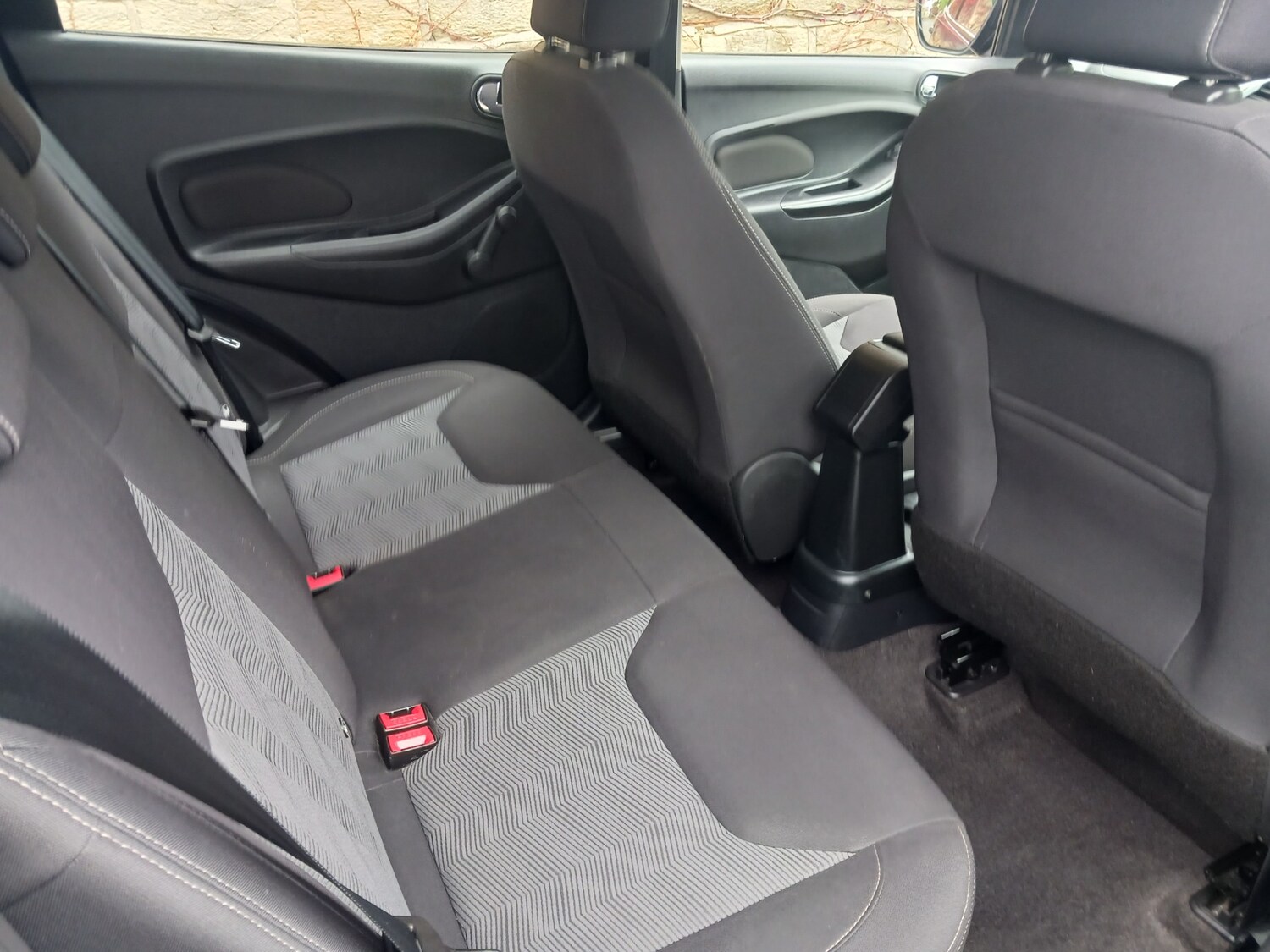 Used Ford Ka+ 2017 for sale - 76234489: Photo 10