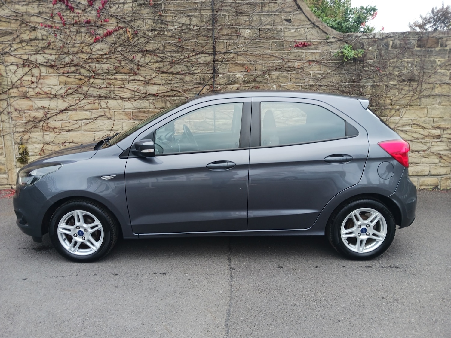 Used Ford Ka+ 2017 for sale - 76234489: Photo 6