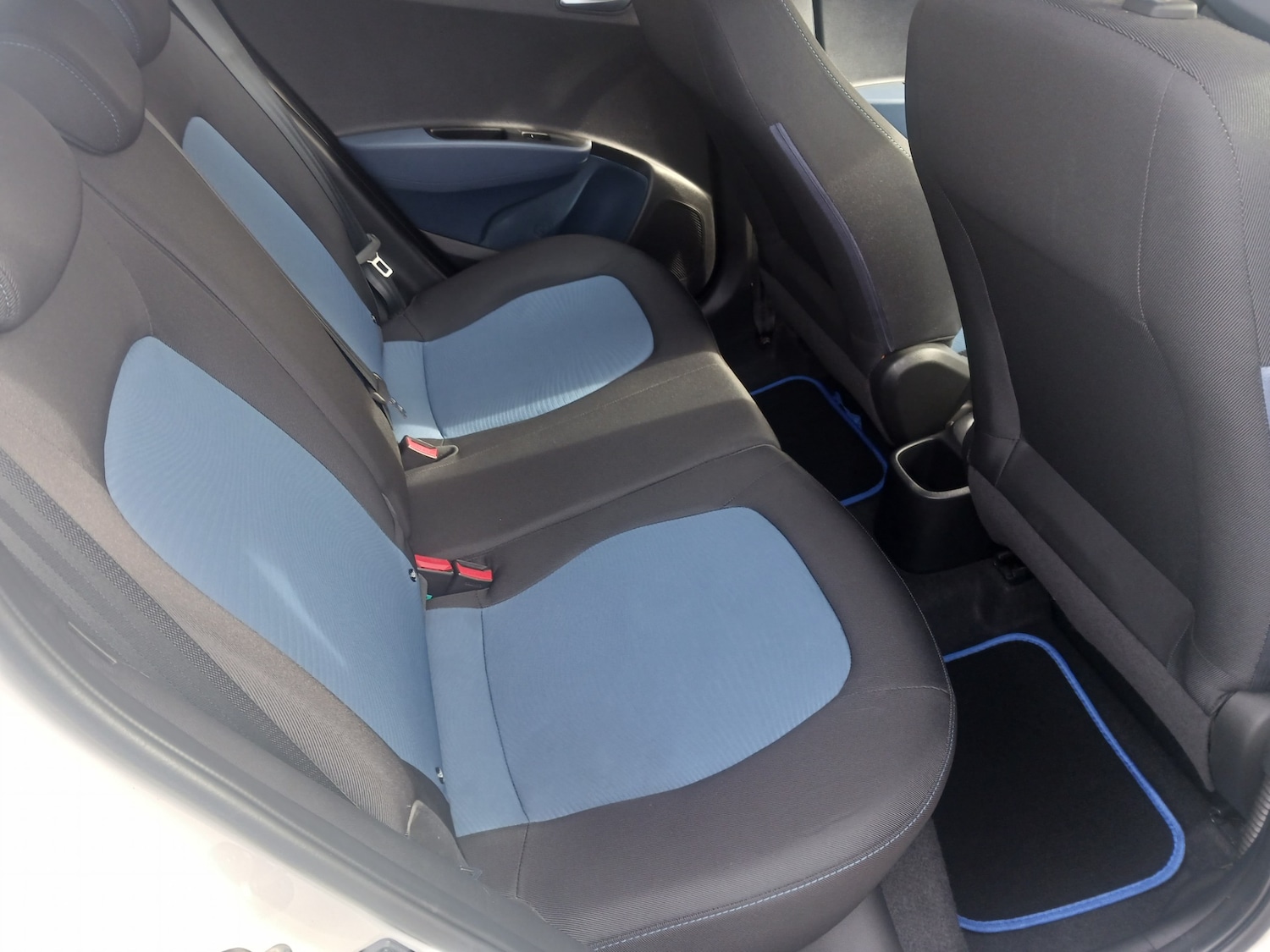 Used Hyundai i10 2014 for sale - 77654134: Photo 10