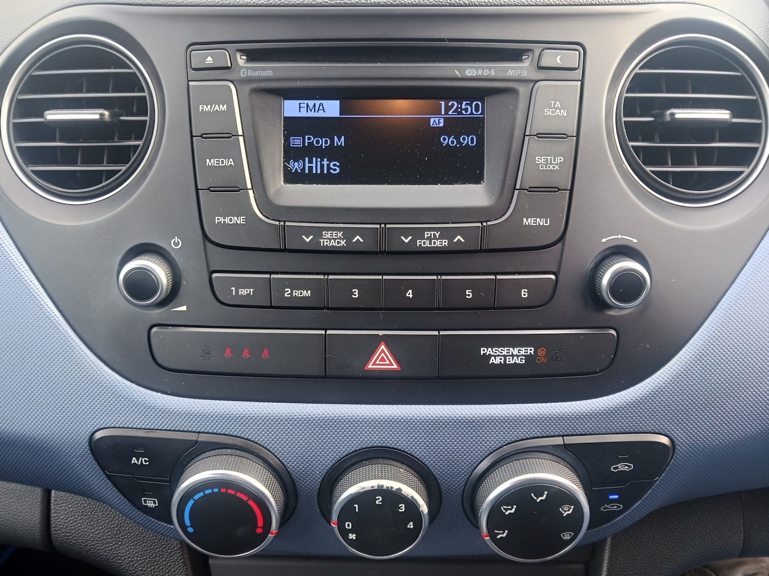 Used Hyundai i10 2014 for sale - 77654134: Photo 13