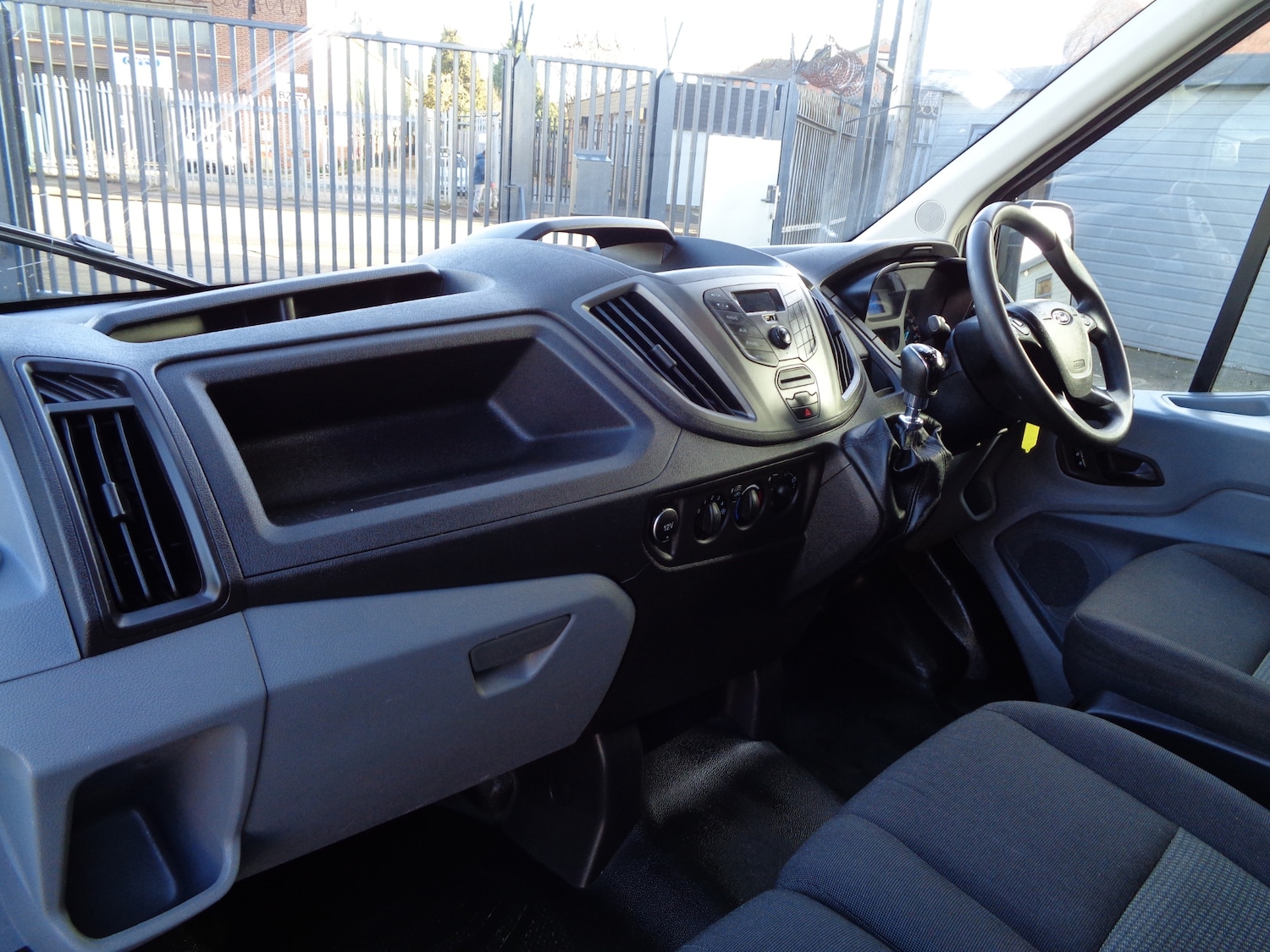 Used Ford Transit 2018 for sale - 76892229: Photo 18