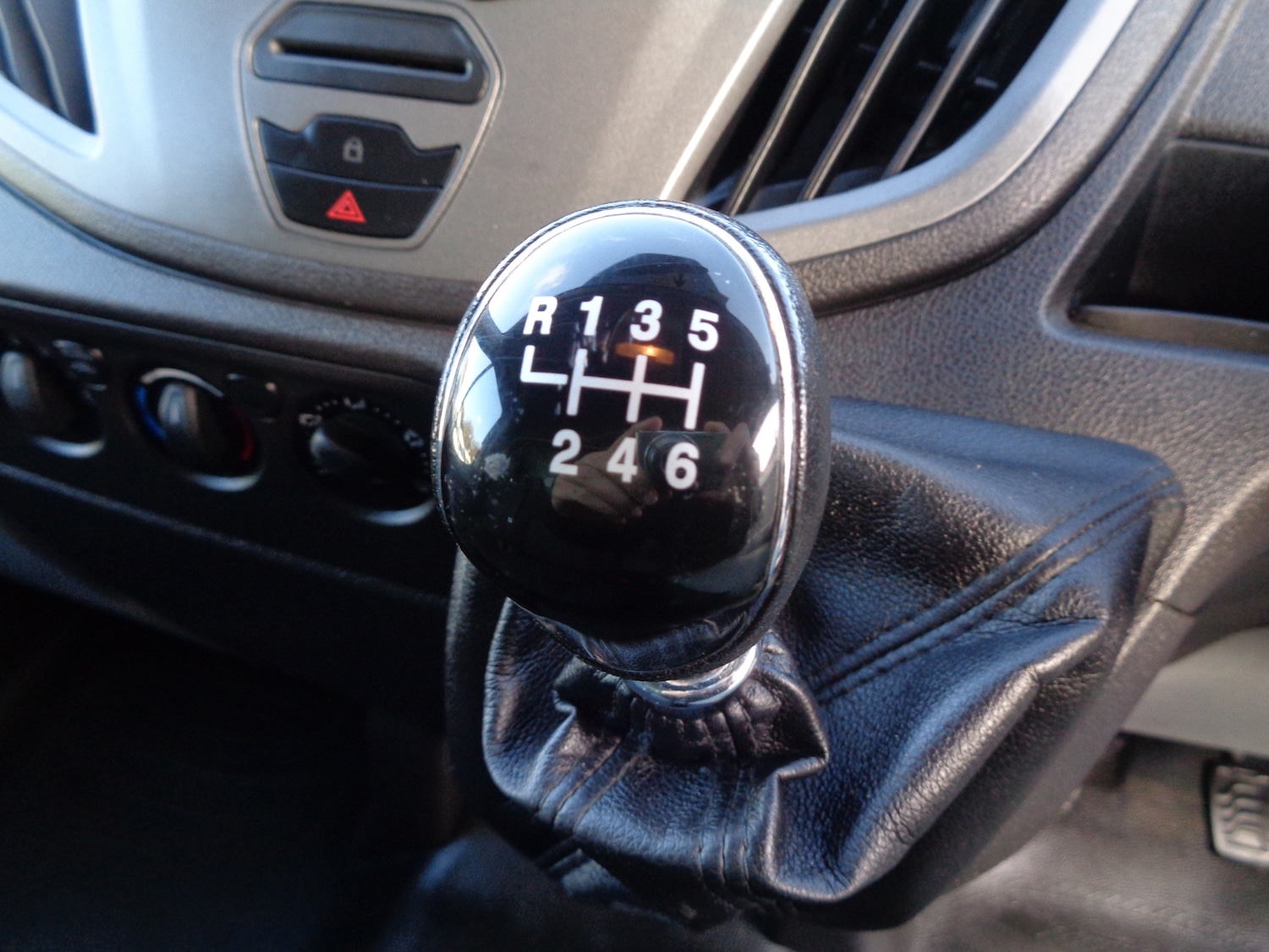 Used Ford Transit 2018 for sale - 76892229: Photo 22