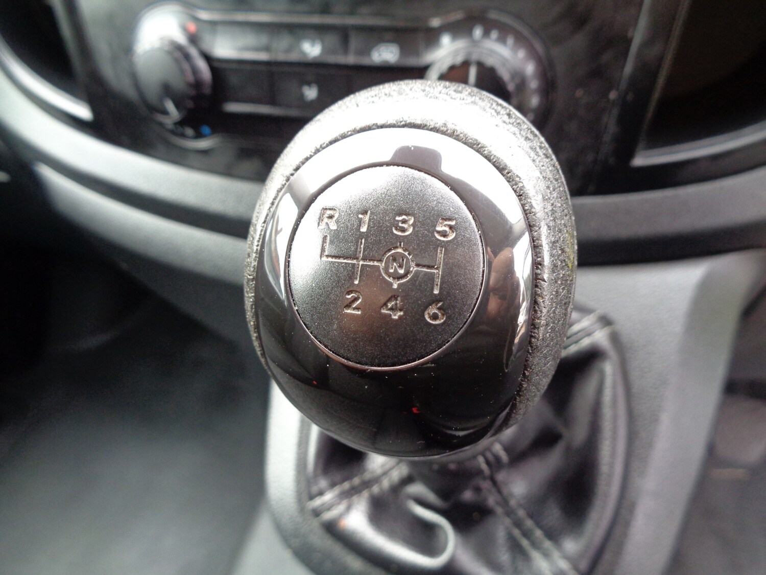 Used Mercedes-Benz Vito 2021 for sale - 76126294: Photo 32