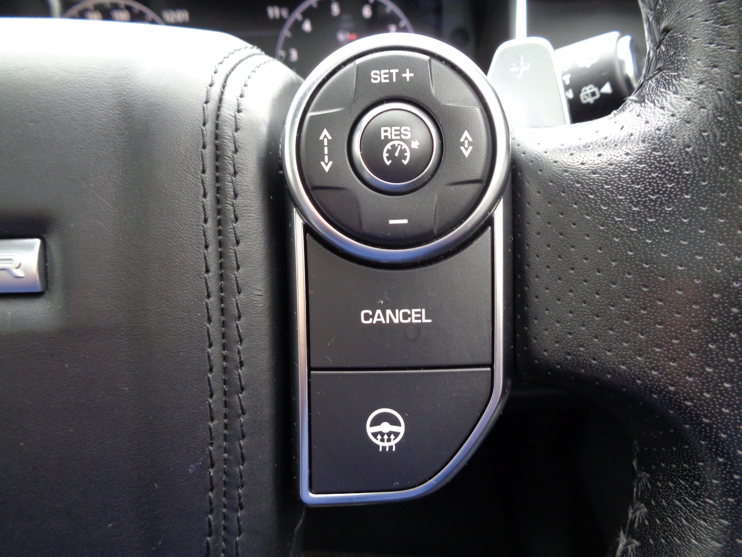 Used Land Rover Range Rover Sport 2017 for sale - 78040208: Photo 32