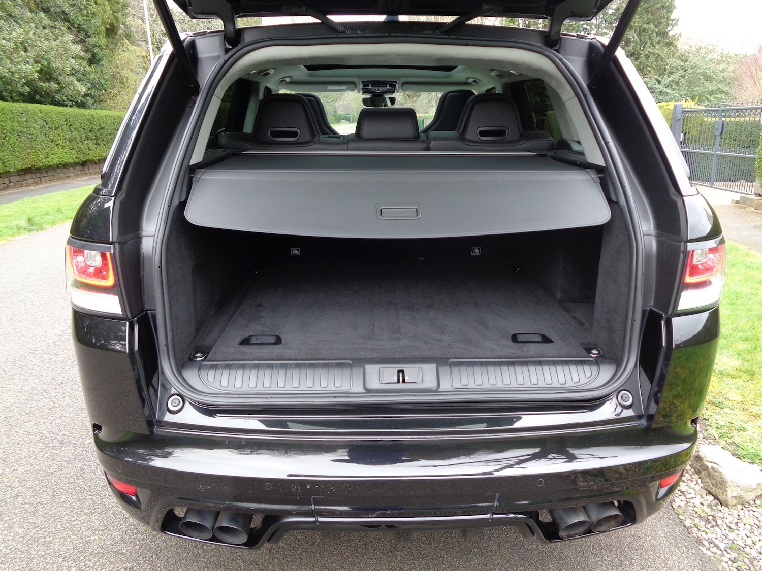 Used Land Rover Range Rover Sport 2017 for sale - 78040208: Photo 9