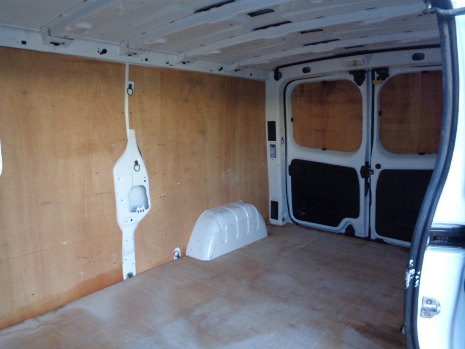 Used Vauxhall Vivaro 2016 for sale - 77391695: Photo 12