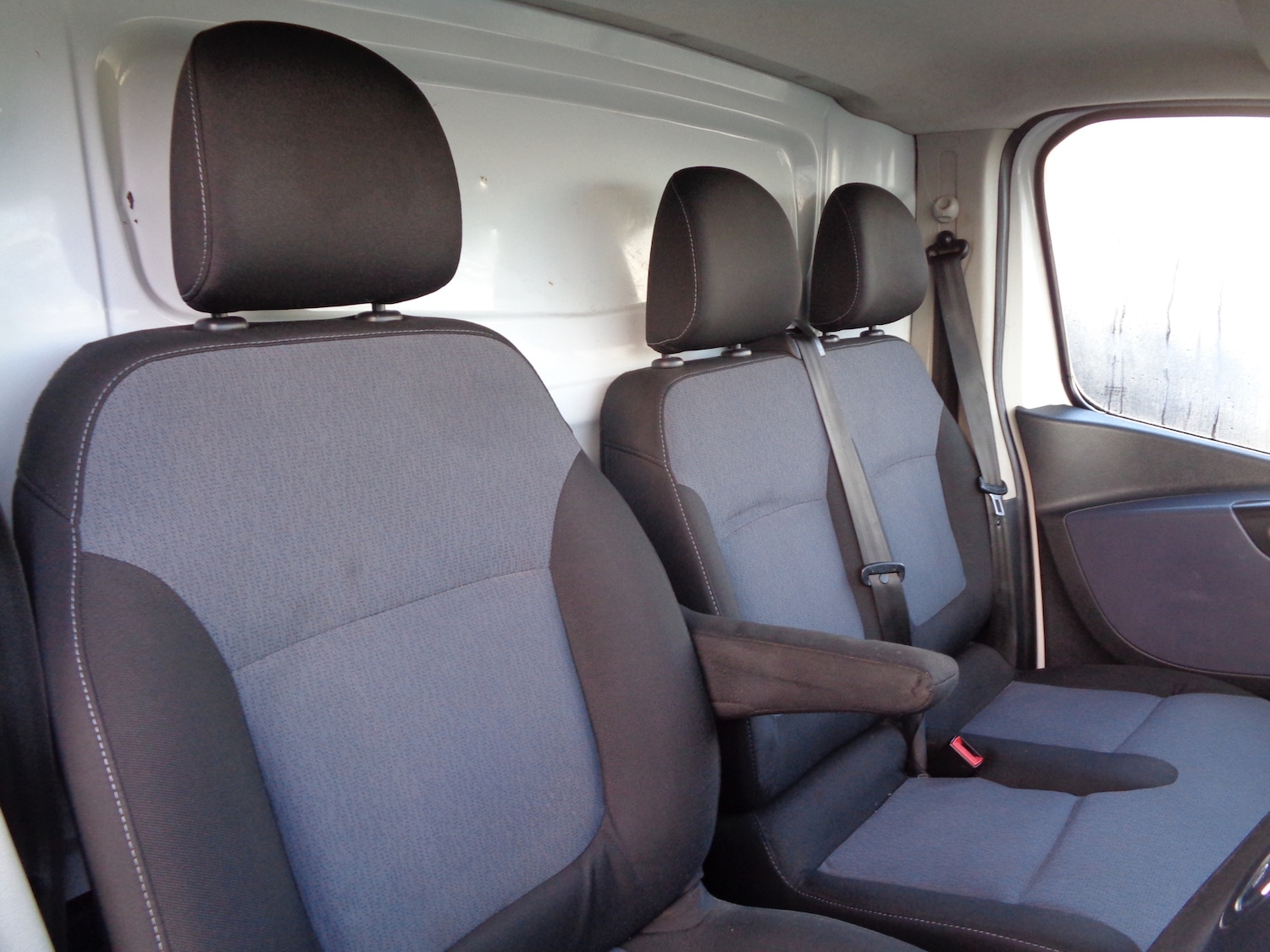 Used Vauxhall Vivaro 2016 for sale - 77391695: Photo 17