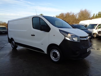 Vauxhall Vivaro feature image