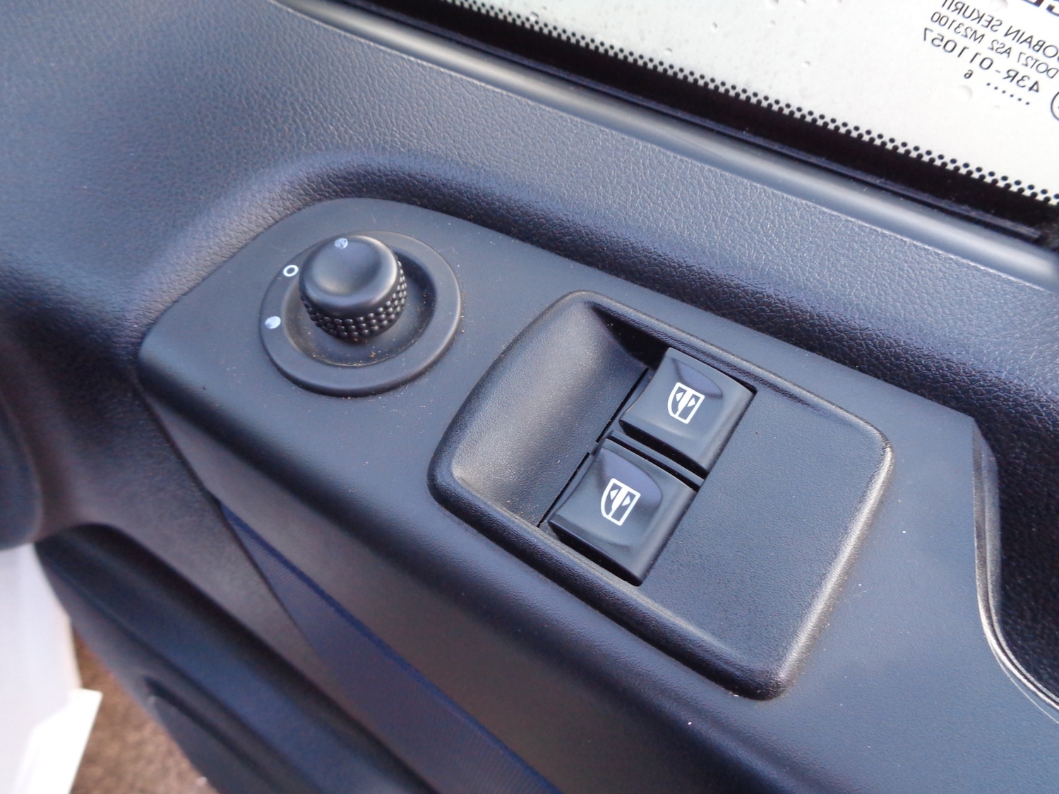 Used Vauxhall Vivaro 2016 for sale - 77391695: Photo 26