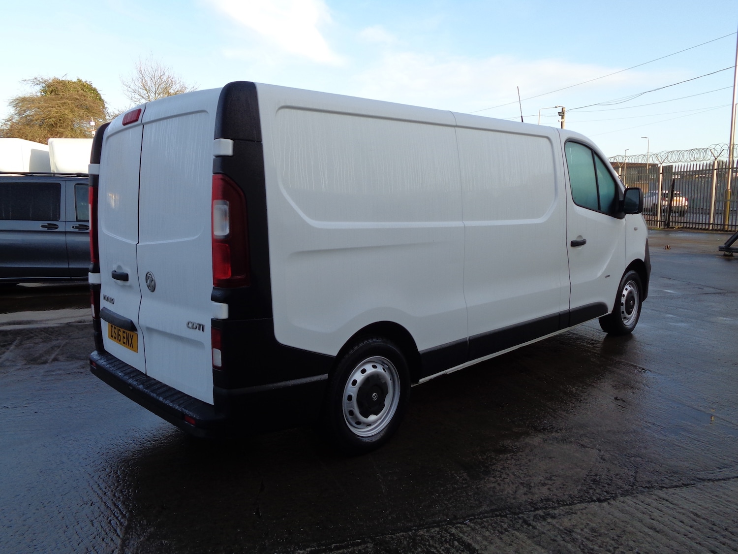 Used Vauxhall Vivaro 2016 for sale - 77391695: Photo 5