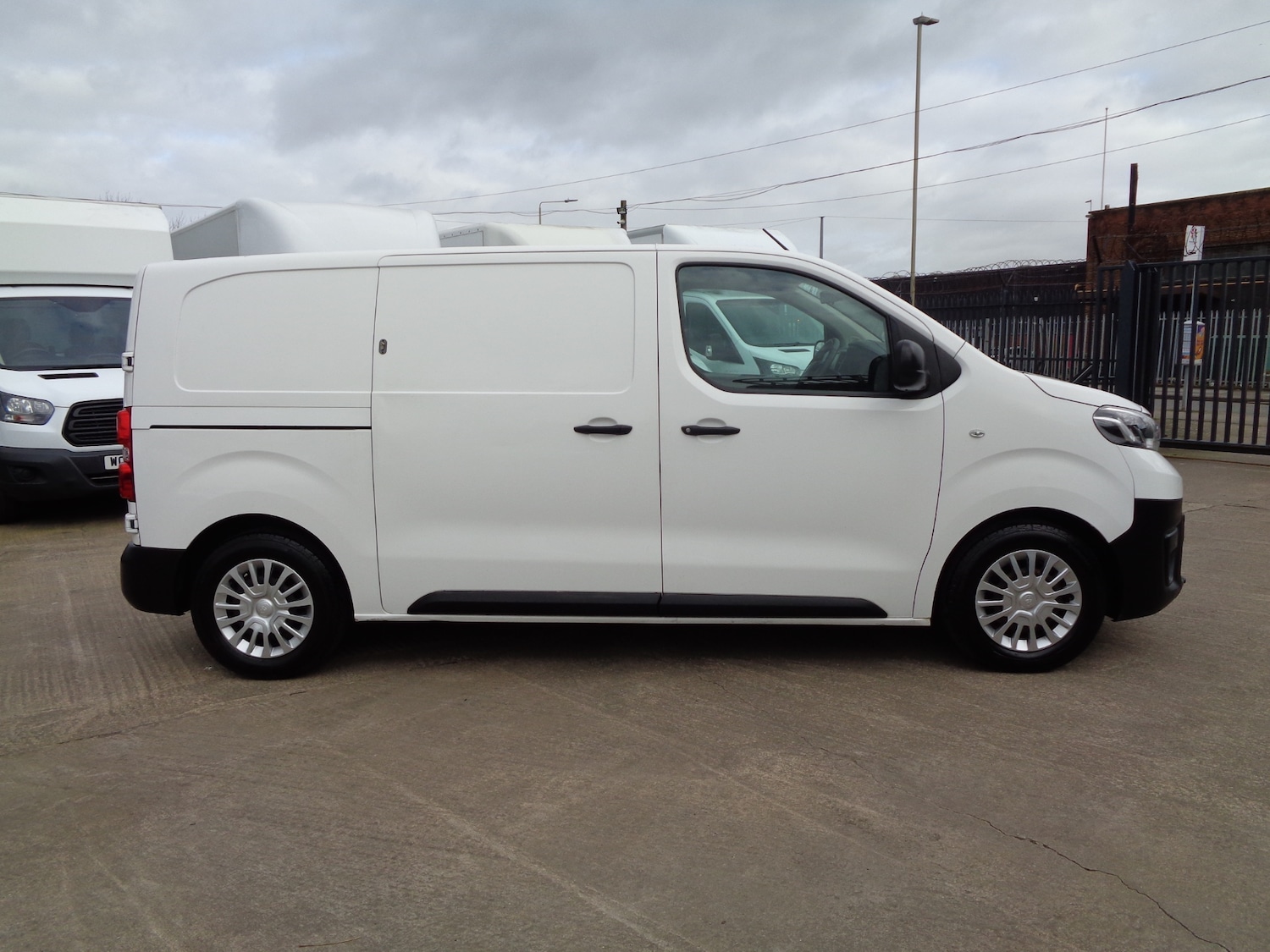 Used Toyota ProAce 2020 for sale - 77639524: Photo 8