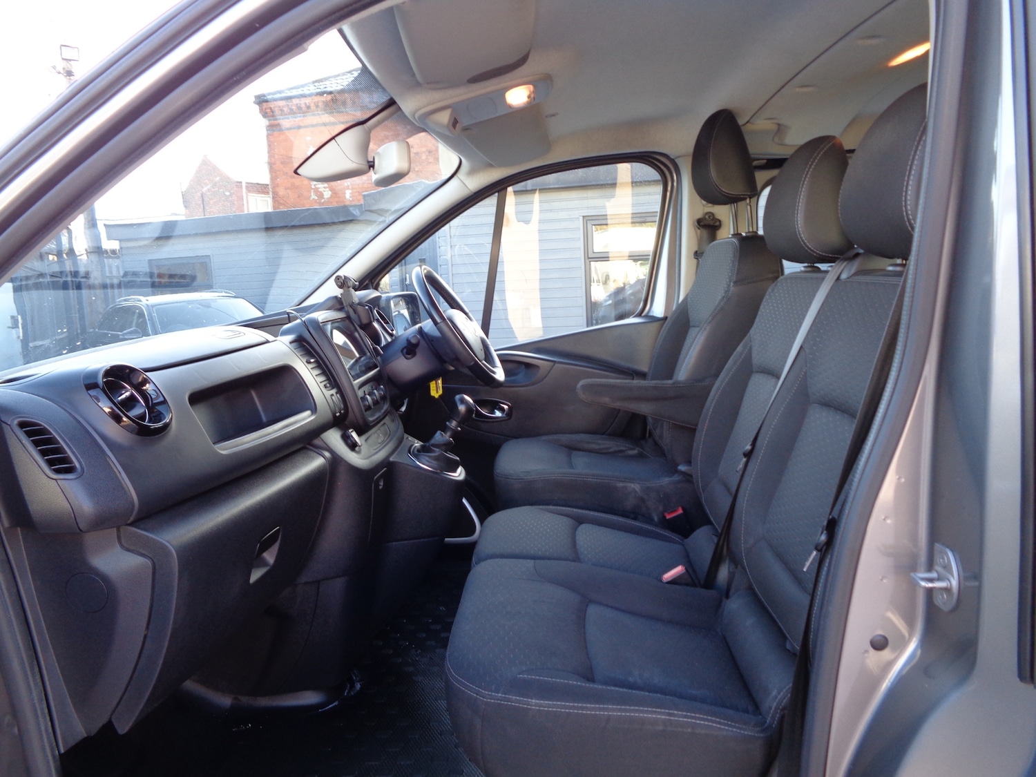 Used Vauxhall Vivaro 2018 for sale - 77104095: Photo 19