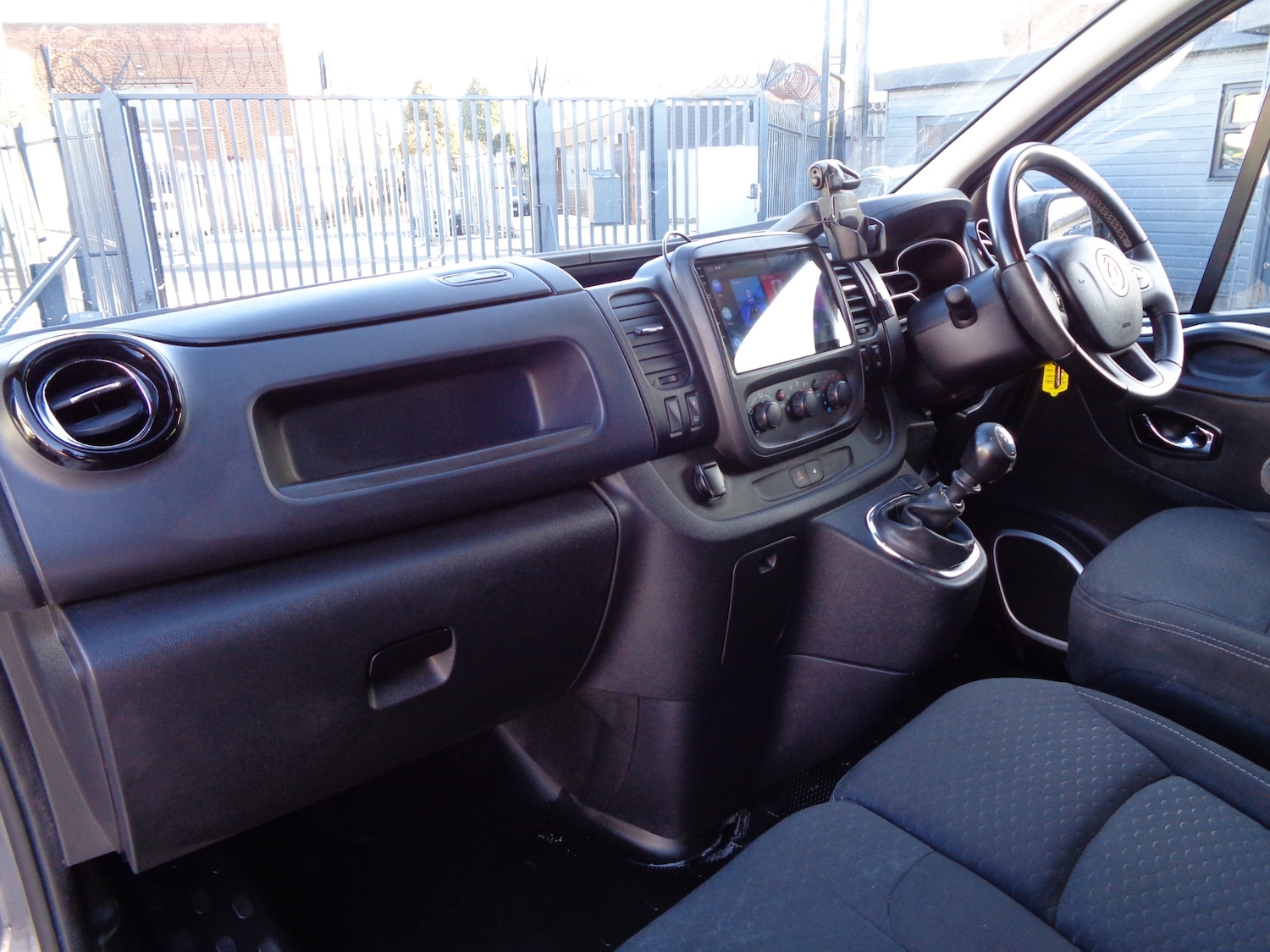 Used Vauxhall Vivaro 2018 for sale - 77104095: Photo 20