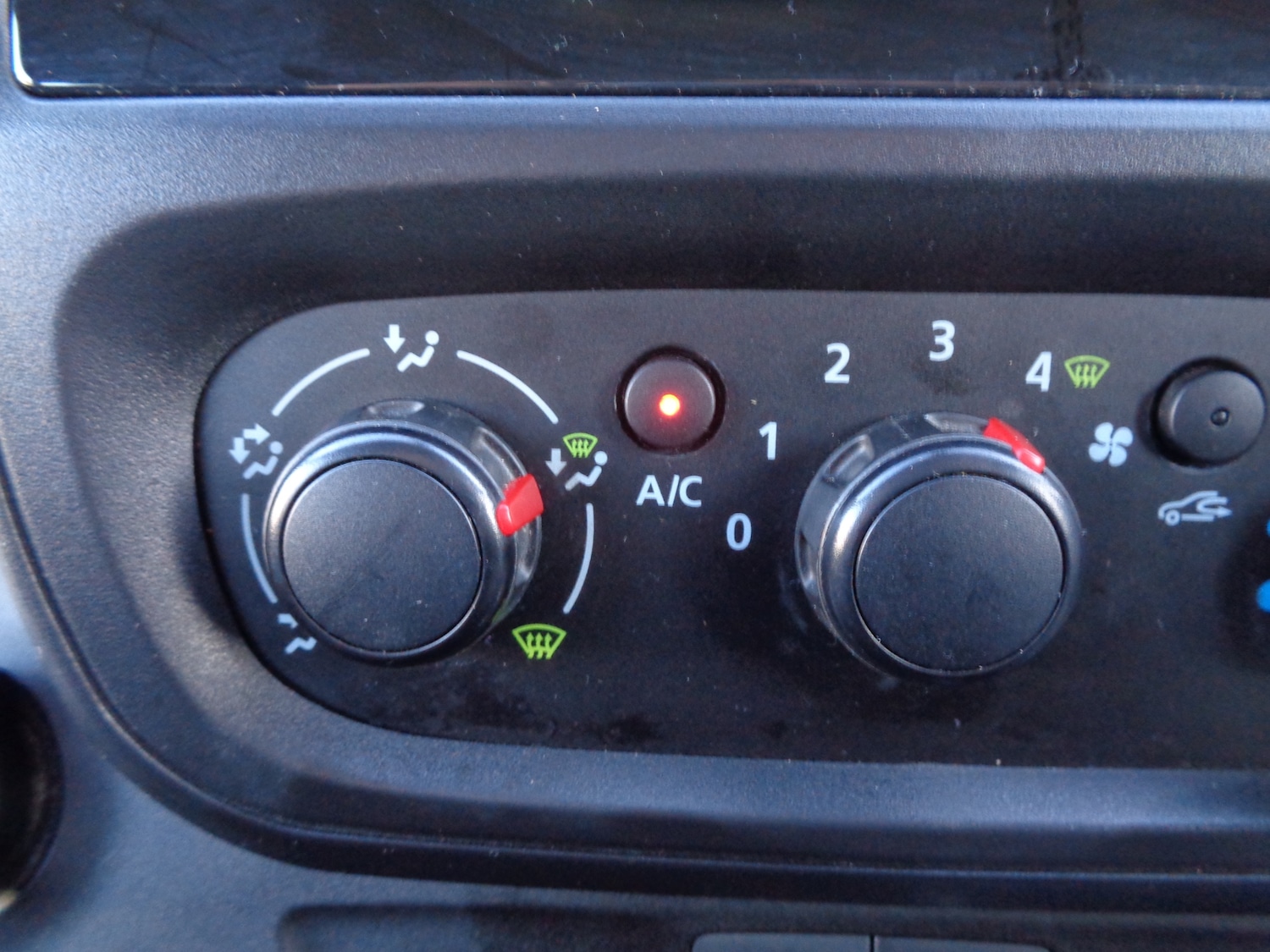 Used Vauxhall Vivaro 2018 for sale - 77104095: Photo 29