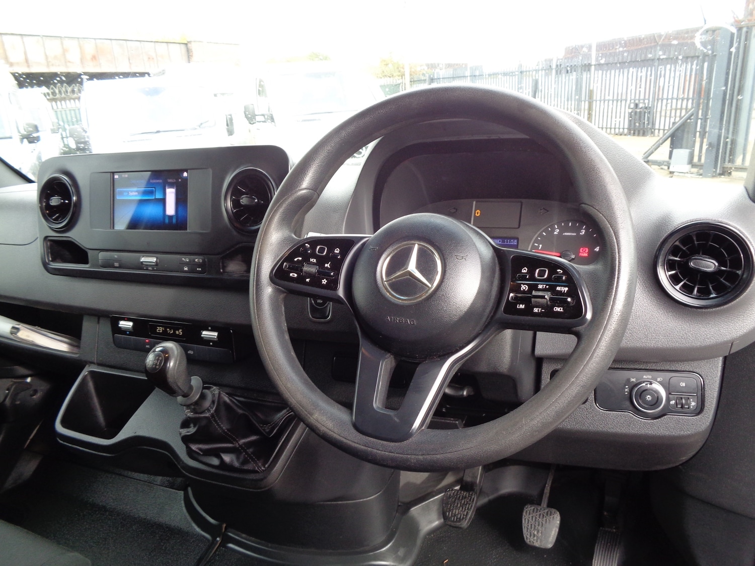 Used Mercedes-Benz Sprinter 2019 for sale - 76374494: Photo 18