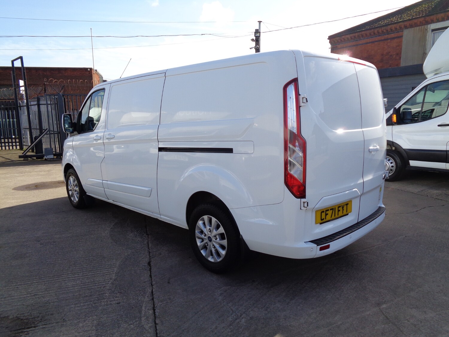 Used Ford Transit Custom 2022 for sale - 77872392: Photo 5