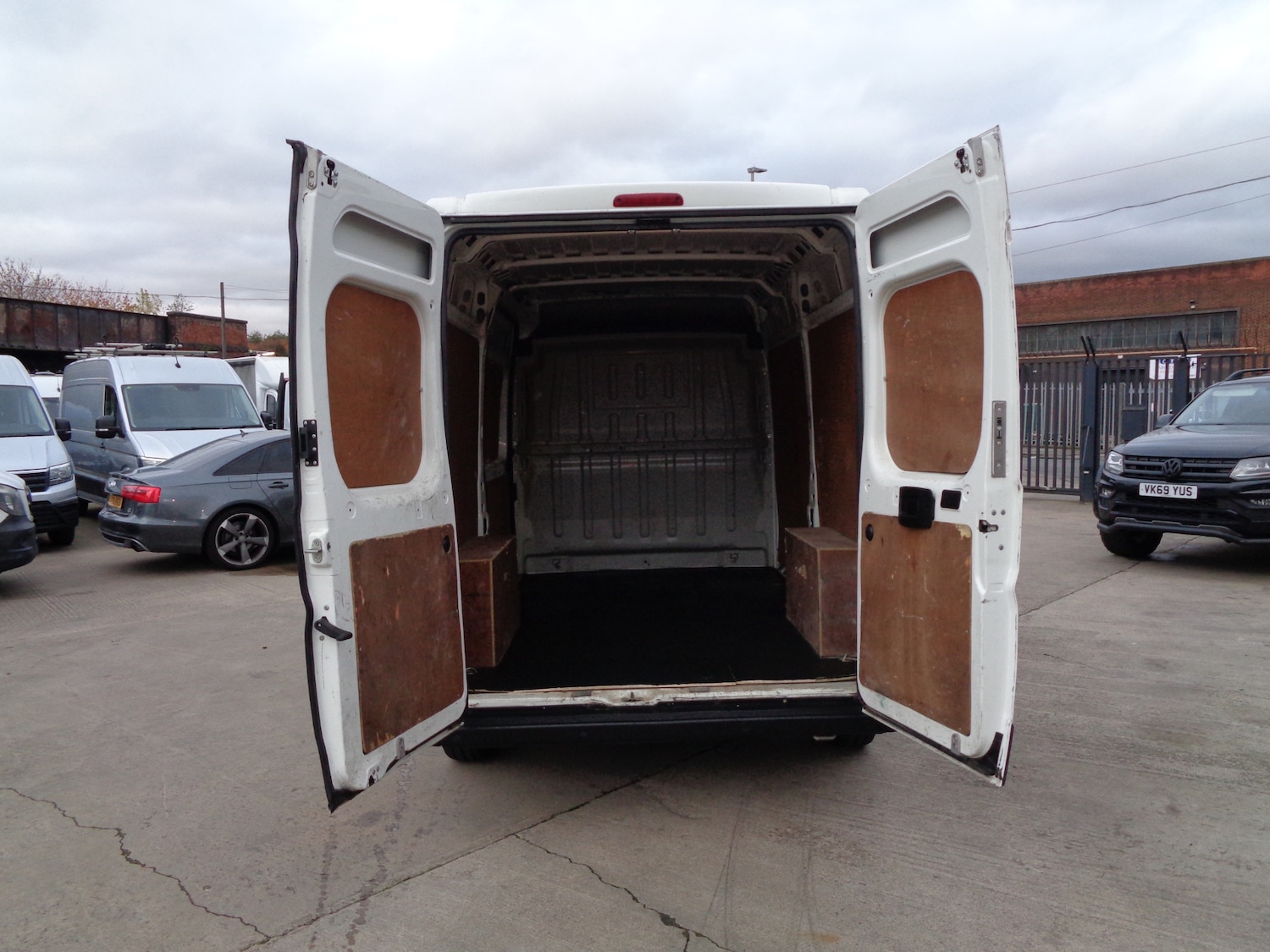 Used Peugeot Boxer 2018 for sale - 76393857: Photo 11