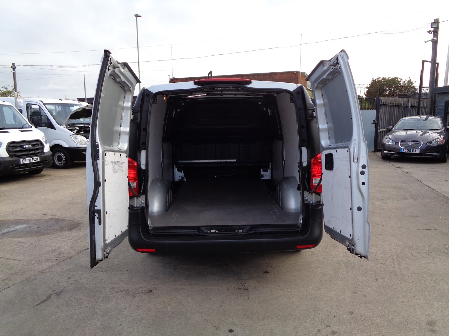 Used Mercedes-Benz Vito 2021 for sale - 76329843: Photo 11