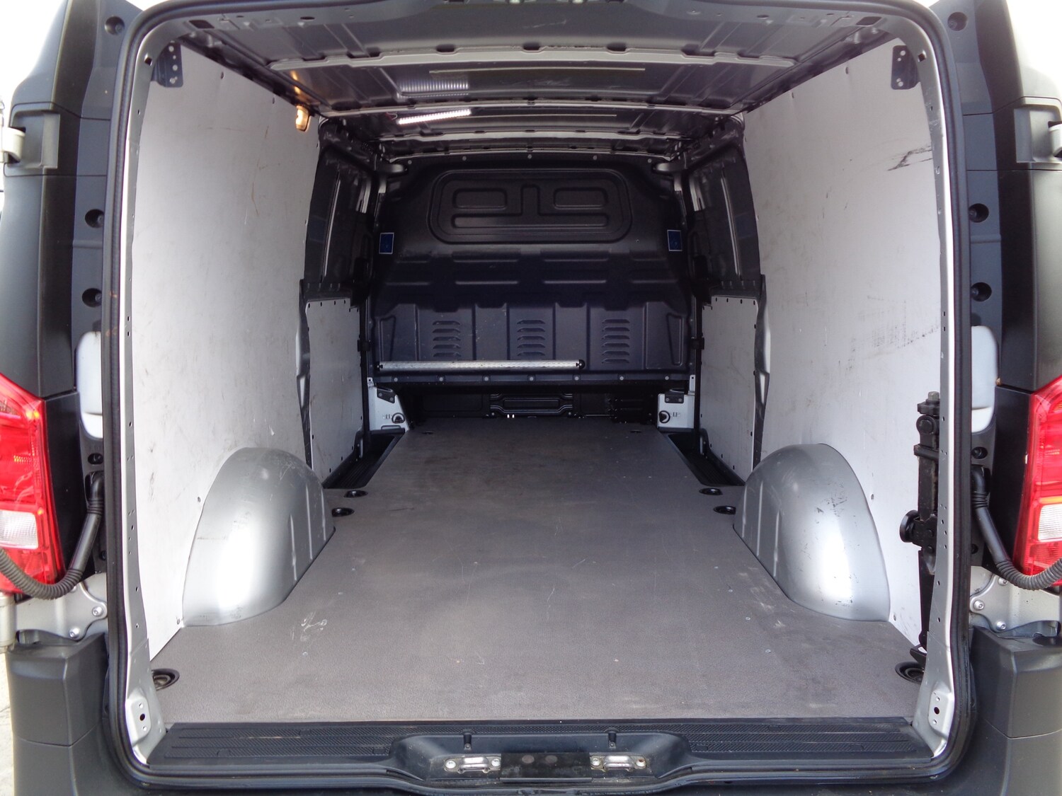 Used Mercedes-Benz Vito 2021 for sale - 76329843: Photo 12