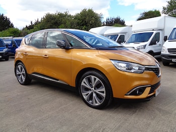 Used Renault Scenic 2016 for sale - 78592639: Photo