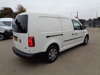 Used Volkswagen Caddy Maxi 2016 for sale - 76218855: Photo 3